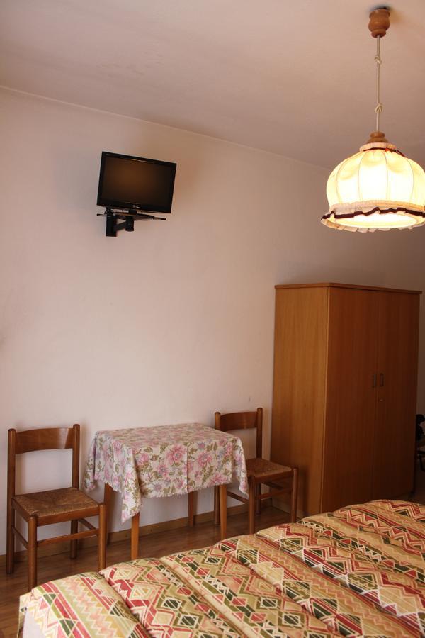 Garni Hirsch Hotel Canazei Ngoại thất bức ảnh