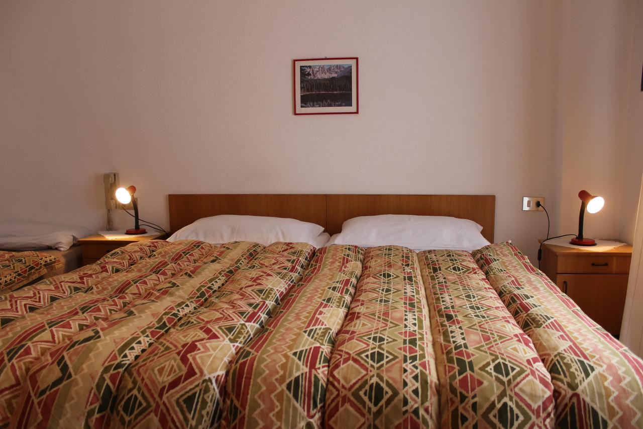 Garni Hirsch Hotel Canazei Ngoại thất bức ảnh