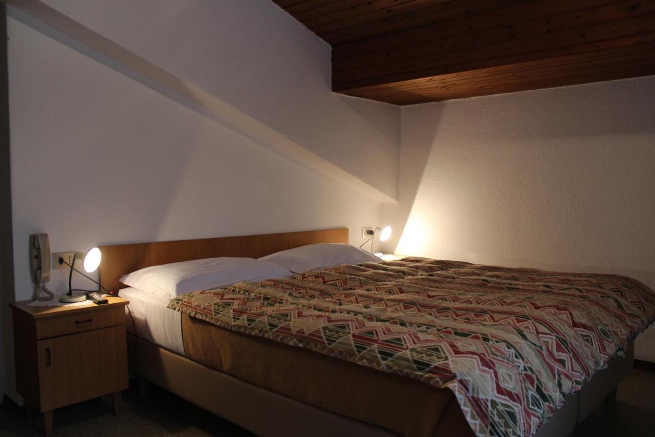 Garni Hirsch Hotel Canazei Ngoại thất bức ảnh